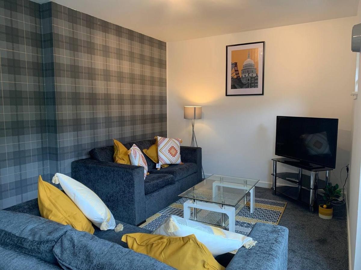 Modern 2 Bedroom Flat With Free Parking In Cambuslang, Γλασκώβη Εξωτερικό φωτογραφία